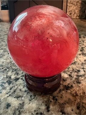 Red Smelting Quartz Crystal Ball With Stand
